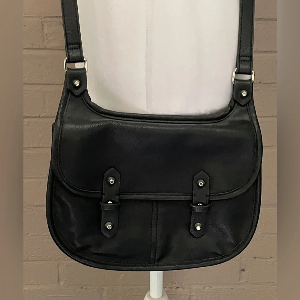 Madden Girl Black crossbody bag